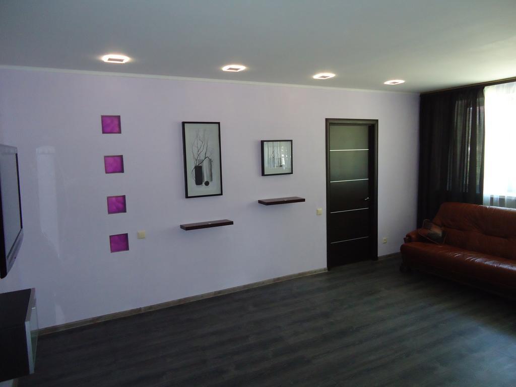 Apartment On Sovetskaya 103 Babrujsk Eksteriør bilde